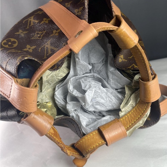 SOLD Authentic LOUIS VUITTON Monogram Randonnee PM - Picture 8 of 12